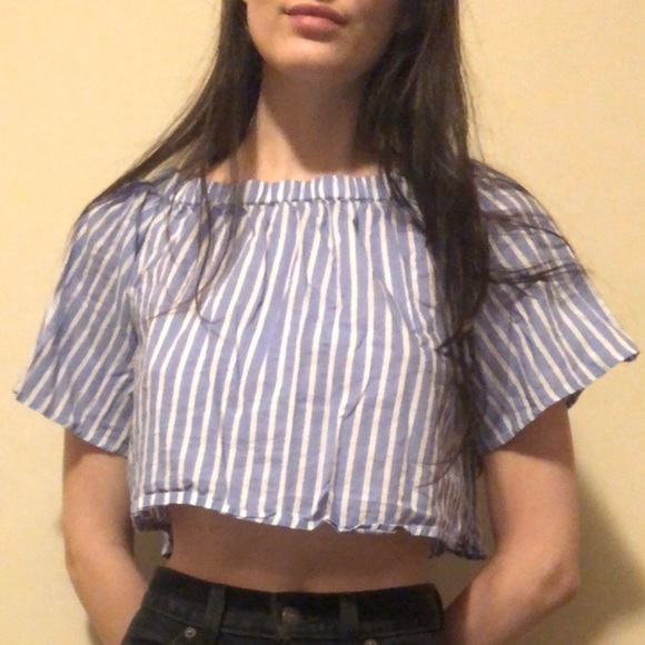 Yachting Top - Picture 2 of 3